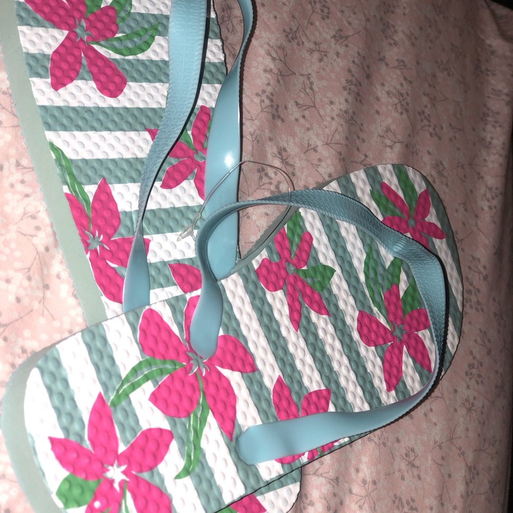 Sandal/Slippers - Picture 3 of 3